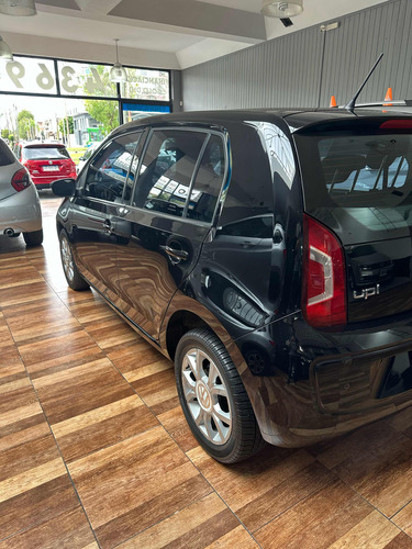 Volkswagen Up! 1.0 High Up! 75cv 5 p