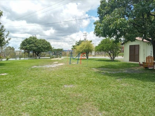Imagem 10 de 30 de Ref 13.019 -bela Chácara No Bairro Éden - Sorocaba, Com 5 Dorms (2 Suítes), Área De Churrasco, Sala, Piscina, 10 Vagas, 1500 M² De Terreno. - 13019
