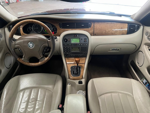 Jaguar X-Type 2.5 V6 At