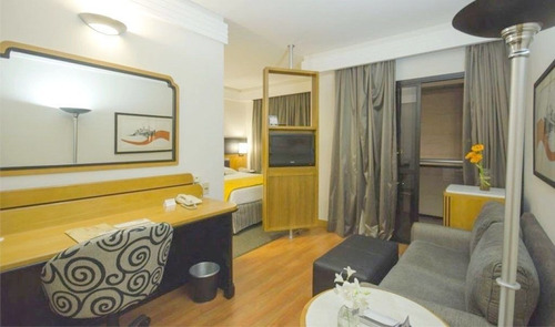 Imagem 1 de 15 de Flat Proximo A Av. Dr Chucri Zaidan, A Supermercados E Shoppings - Sf27788