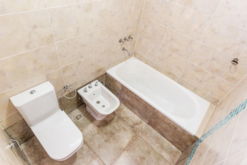 Imagen 25 de 28 de Venta · Casa De 2 Dormitorios En Alberdi