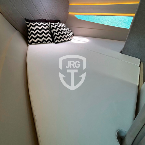 Lancha Solara 330 Com 1x Mercruiser 350 Hp E Apenas 100 Hrs