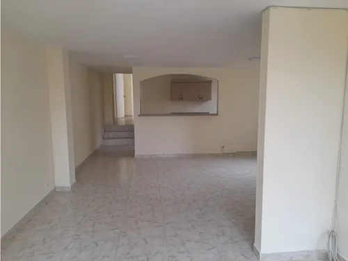 Excelente Apartamento,ubicado En El Sector Calasanz.