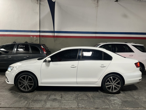 Volkswagen Jetta 2.0 Tsi Highline (mx) 4p