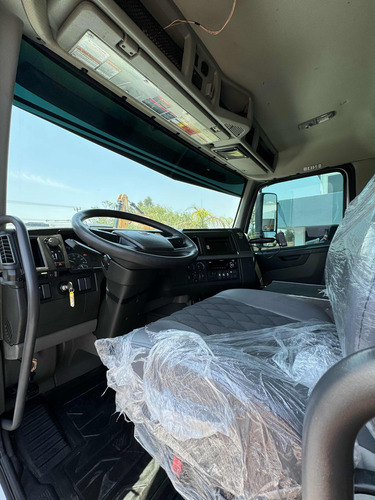 Pipa De Agua 10,000 Litros Camion Rabon Volvo Vnr 2019