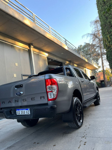 Imagen 17 de 20 de Ford Ranger Black Edition Cabina Doble 4x4 Diesel At