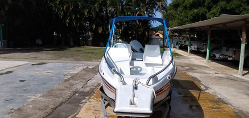 Imagem 2 de 7 de Lancha Golfinho
