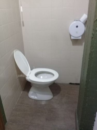 Galpón En Alquiler De 400m2 Ubicado En Caseros