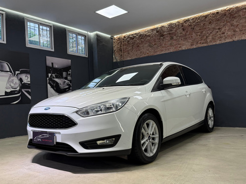 Ford Focus III 1.6 S