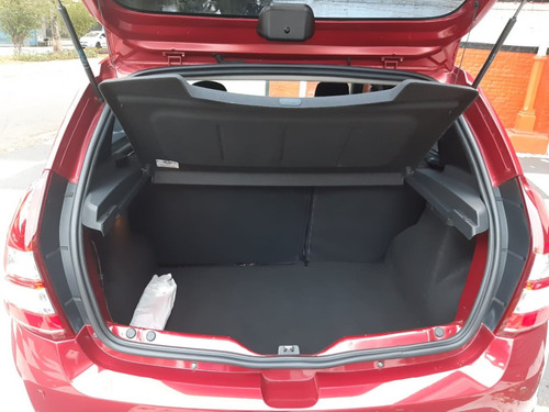 Imagem 7 de 7 de Renaut Sandero Privilege 1.6 16v Aut