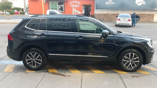 Imagen 2 de 15 de Volkswagen Tiguan 2018 1.4 Comfortline Plus At