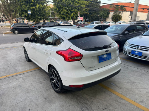 Ford Focus 2.0 Titanium Flex Powershift 5p