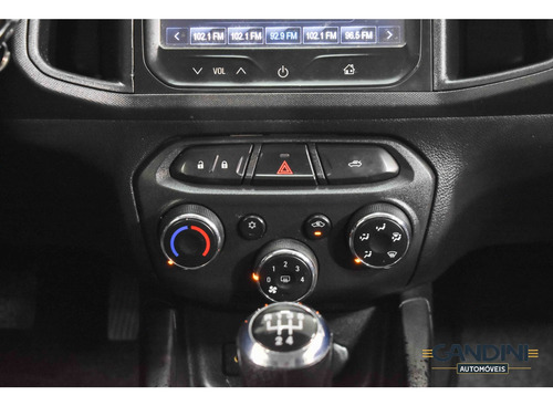 Chevrolet Onix 1.4 MPFI LTZ 8V FLEX 4P MANUAL
