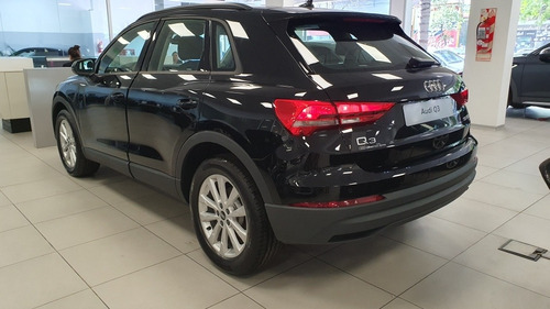 Imagen 5 de 25 de Audi Q3 0km 35tfsi 2021 1.4 150 Cv Audibsas 0km Negro Negra