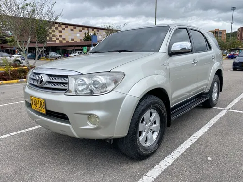 Toyota Fortuner 2.7l 4x4