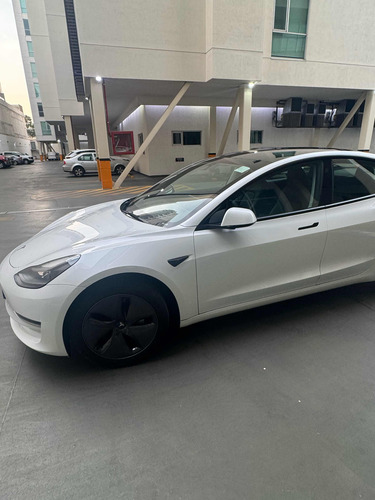 Tesla Model 3 Blanco