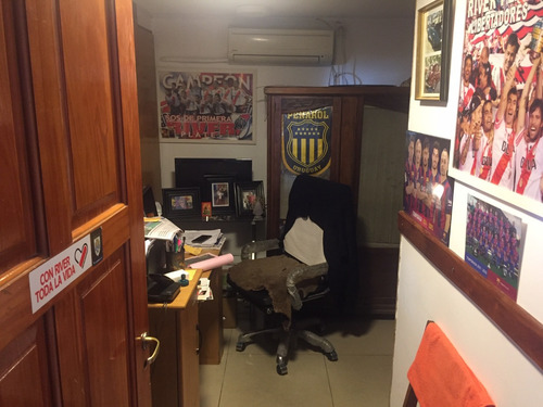 Alquila Local / Deposito 350 M2 -palermo- Estado Exelente -apto Varios Destinos