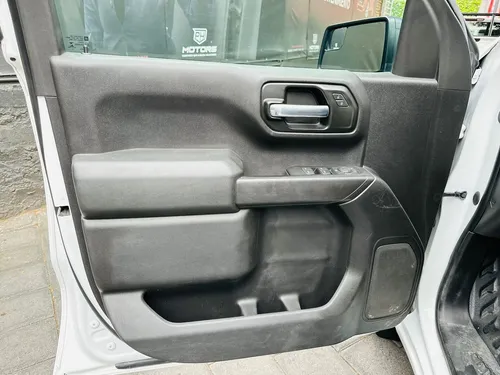 Chevrolet Silverado Doble Cab
