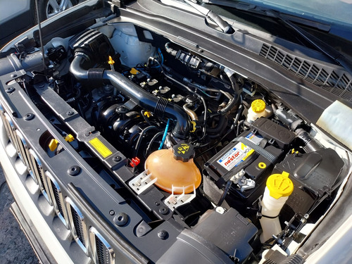 Jeep Renegade 1.8 Sport