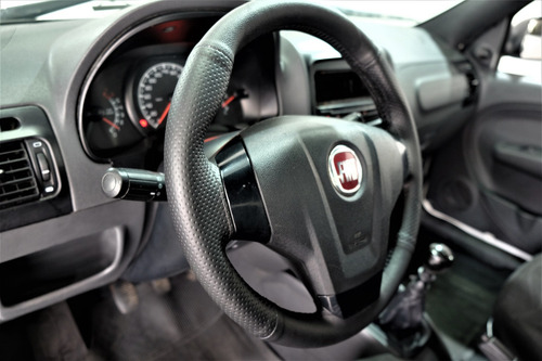 Imagem 8 de 10 de Fiat Strada Hard Working 1.4 (flex) (cabine Simples)