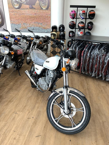 Imagen 12 de 16 de Suzuki Gn 125 2023