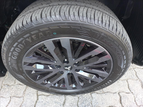 Mitsubishi Pajero Sport 2.4 16V MIVEC TURBO DIESEL LEGEND AWD AUTOMÁTICO