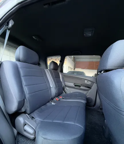 Kia Carens 2.0 Lx 7 Cool
