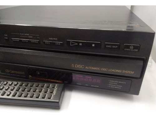 Toca Cd Sony Cdp-c502 Com Controle (usado) Preto (Usado)