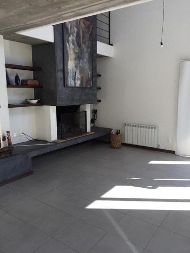 Venta De Casa En Altos De La Tahona