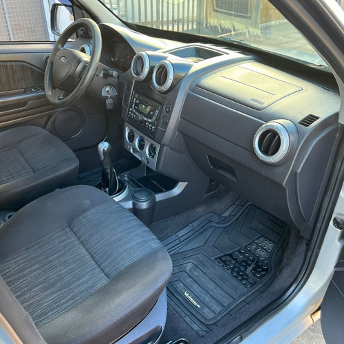 Imagen 13 de 25 de Ford Ecosport 2.0 Xls 4x2 Gnc
