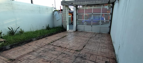 Venta De Casa En Colonioa La Lorena Por Clinica Del Issste En Tuxtepec Oaxaca