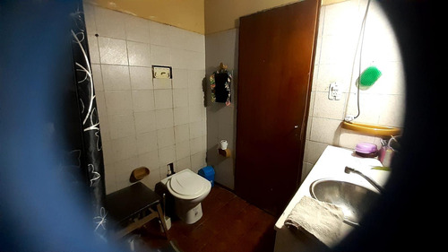 Casa En Venta - 2 Dormitorios 1 Baño - Cochera - 200mts2 - San Nicolás De Los Arroyos