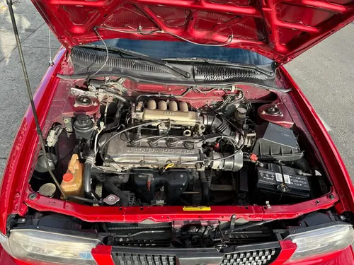 Nissan Sentra 1.6 B13 Std