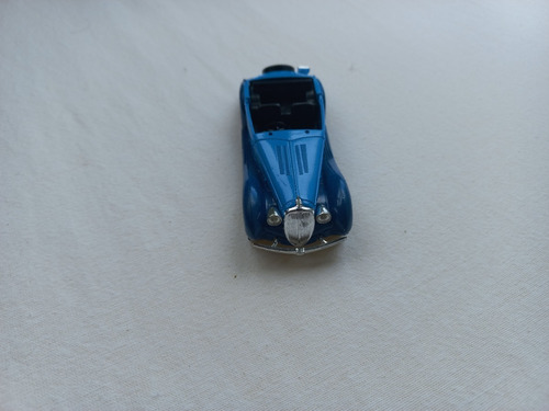 Antiguo Auto De Colección Francés Delahaye