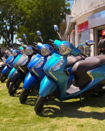 Imagen 3 de 21 de Yamaha Fascino 125 Inyeccion Casco De Regalo 100% Financiada