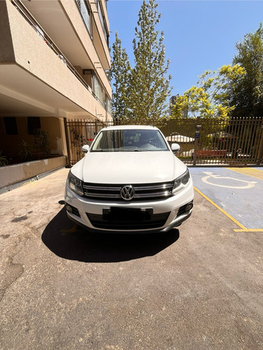Volkswagen Tiguan 2.0 Modelo Comforline Automático 2014