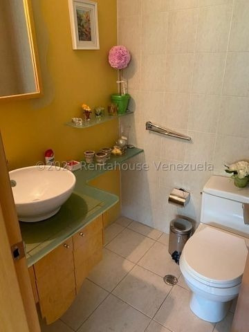 Imagen 11 de 19 de Apto En Venta 22-7676 María Santaella 0414-3188350 0412-3625141