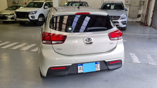 Imagen 11 de 25 de Kia Rio Sx 1.6 At 2018 Forestcar Balbin (a.l) #5