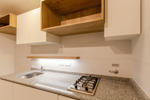 Venta De Departamento Monoambiente Divisible En Liniers - Piscina Sum Gimnasio Parrillas
