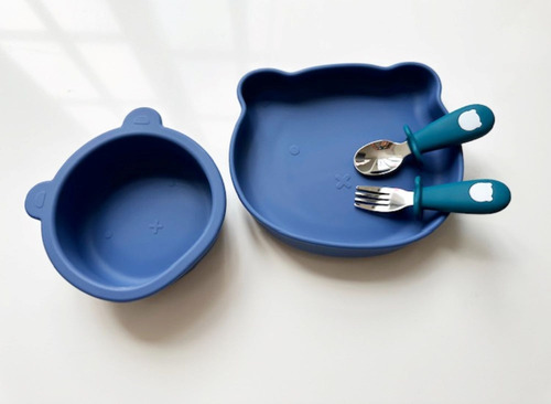 Set De 3 Baberos Para Bebé Con 2 Platos Y Cubiertos