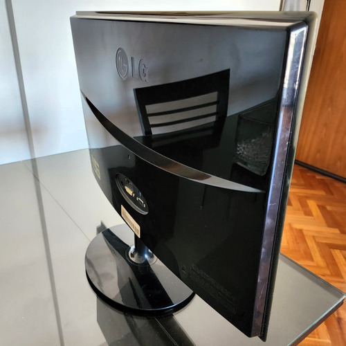 Monitor Lg Flatron E2340v 23.6 Full Hd Led Negro (Usado)