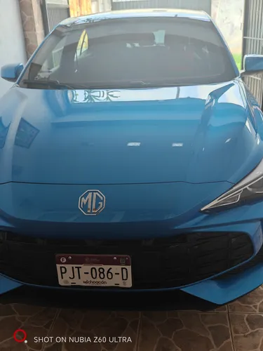 Híbrido Hatchback 1.5 Color Azul Automático