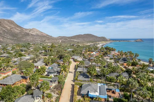 Pelican Palace, Cabo Pulmo Phase I