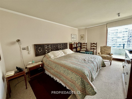 Departamento En Venta De 4 Dorm. En Lo Barnechea