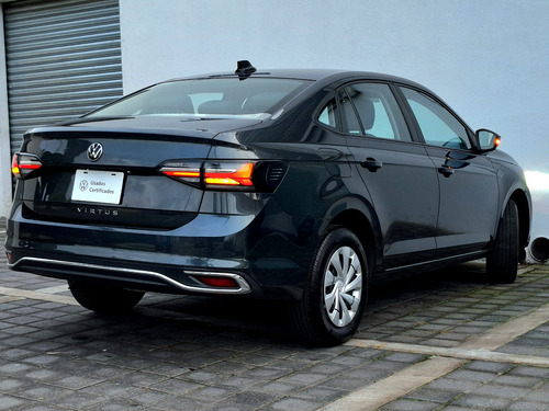 Volkswagen Virtus 4p Trendline L4/1.6 Aut