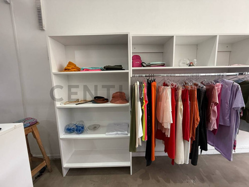 Venta Fondo De Comercio En Berisso - Av Montevideo Entre 16 Y 17