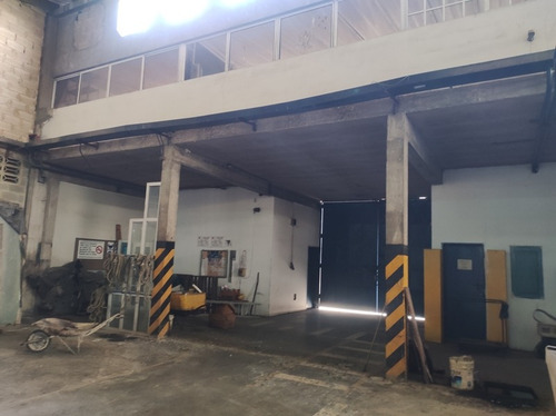Galpón En Venta En Zona Industrial De Cagua. Aragua