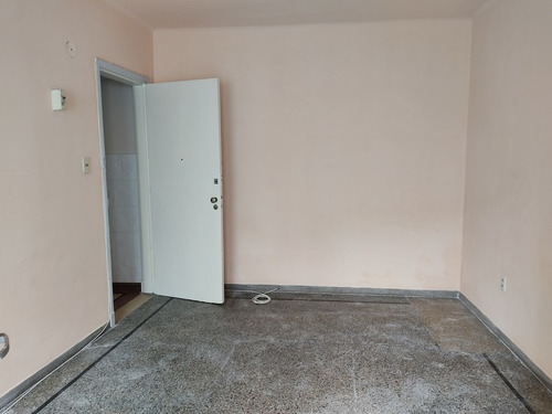 Apto 1 Dorm Con Patio Exclusivo, Próx. Montevideo Shopping