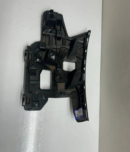 Guia Suporte Parachoque Dianteiro Esquerdo Volvo V40 17/19