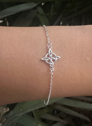 Pulsera Nudo De Brujas Plata Fina Amuleto Protector Mujer